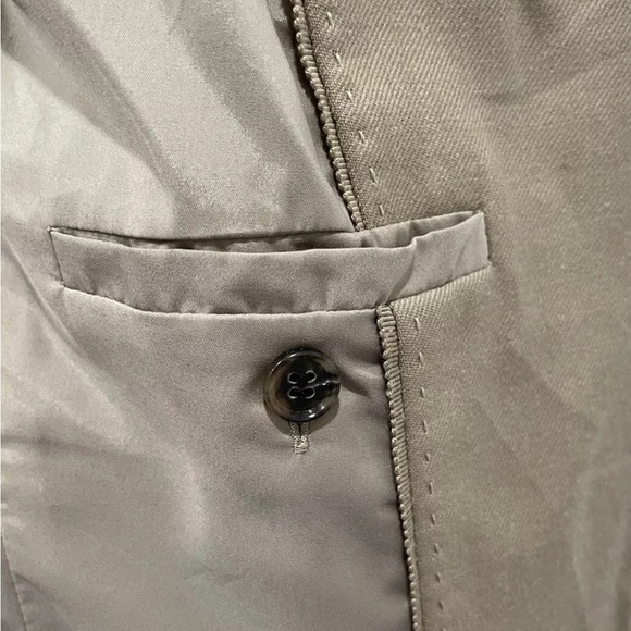 Ann Taylor Blazer Size 2P Tan Color Front Pockets Wool Blend One Button Closure - Picture 3 of 7